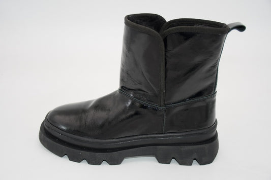 MAGO 031-JORDY Leather Plush