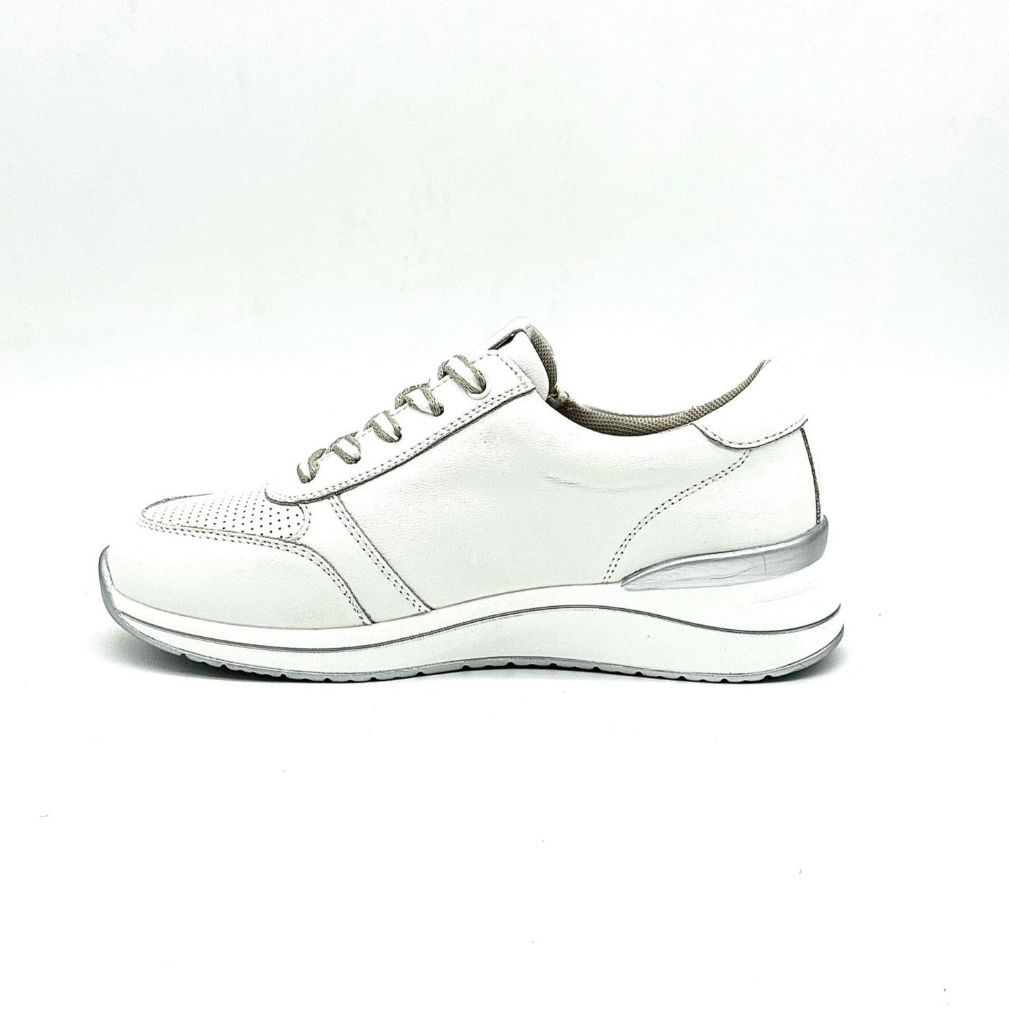 41-KZY5-7 Leather Comfort Sneaker