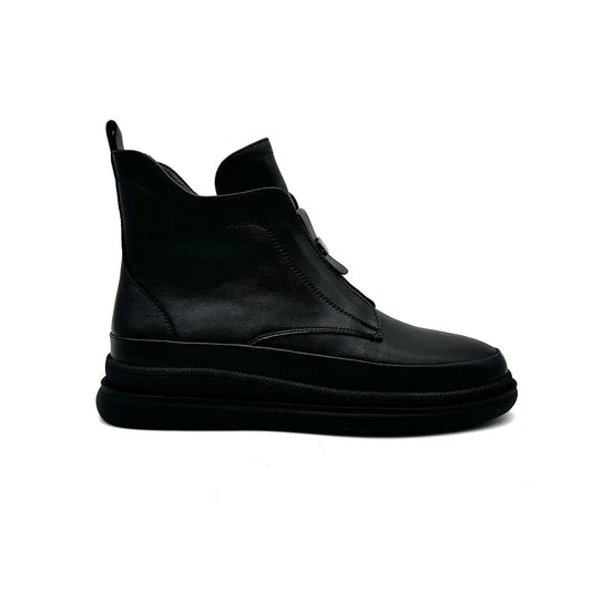 42-DBE17-11 Classic Zipper Ankle Boot