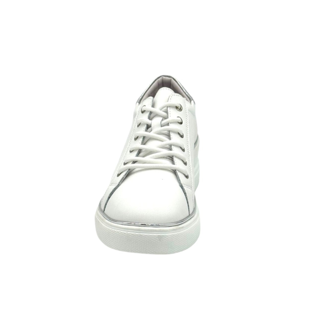 92FC16 Lace Up Leather Sneaker