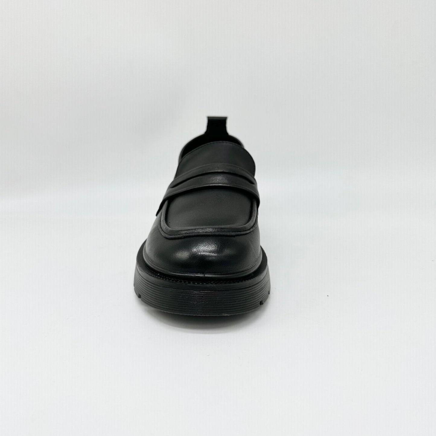BONAVI 12R3-48 Loafers w Lug Sole