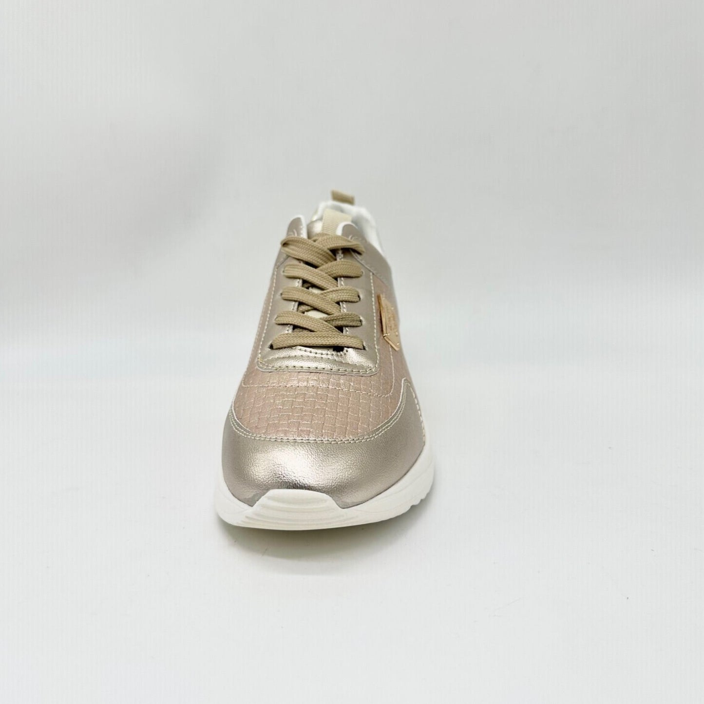 EXE 2111 Lace Up Sneaker
