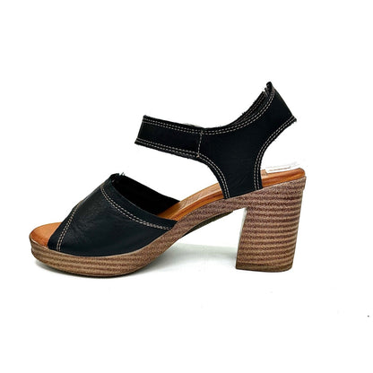 MAGO 066-1828 Block Heel Sandal
