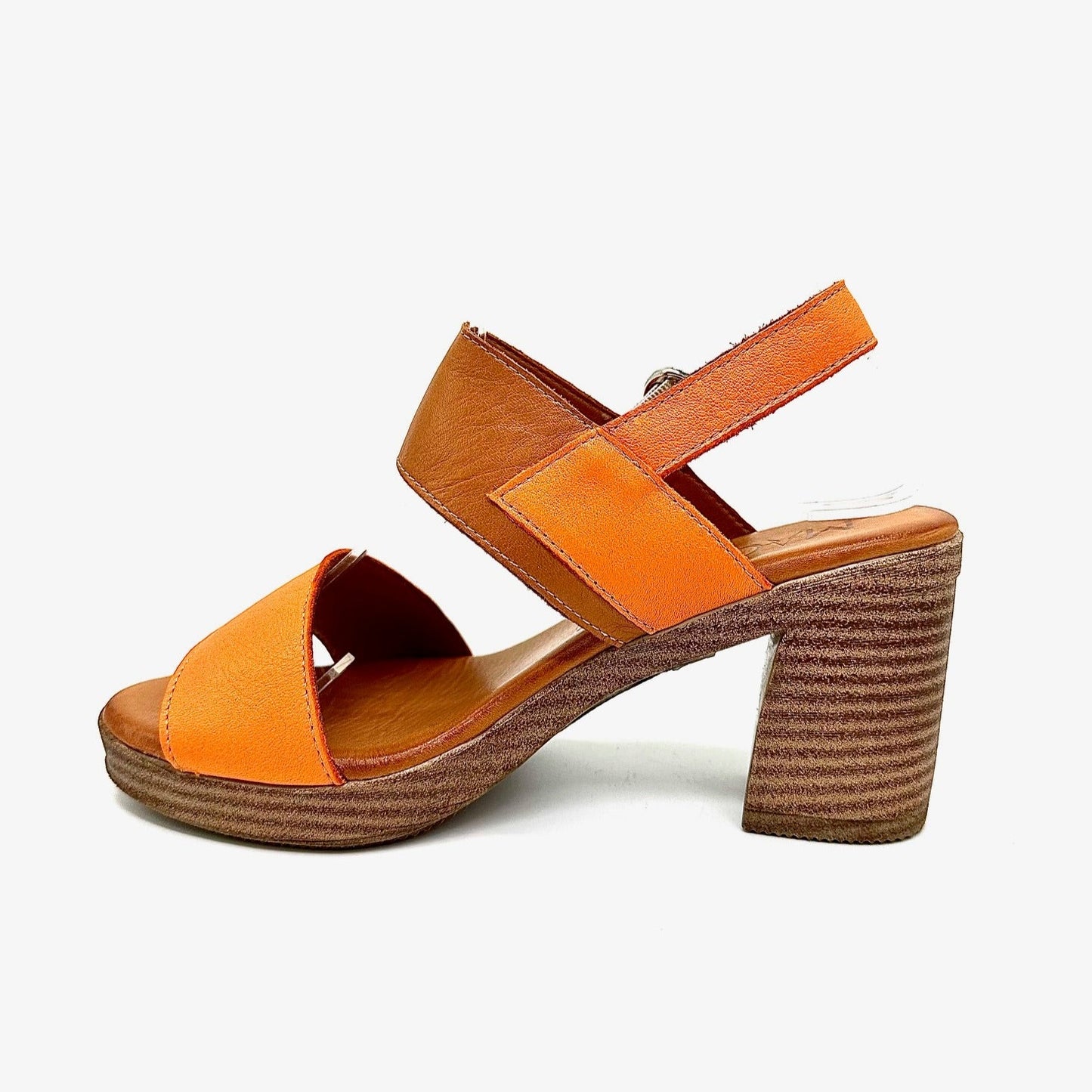MAGO 066-1868 Block Heel Sandal