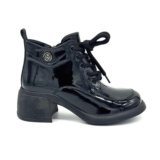 25-DBE7-4 Block Heel Boot