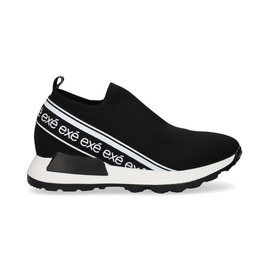 EXE EX9210 Comfortable Stretch Sneaker
