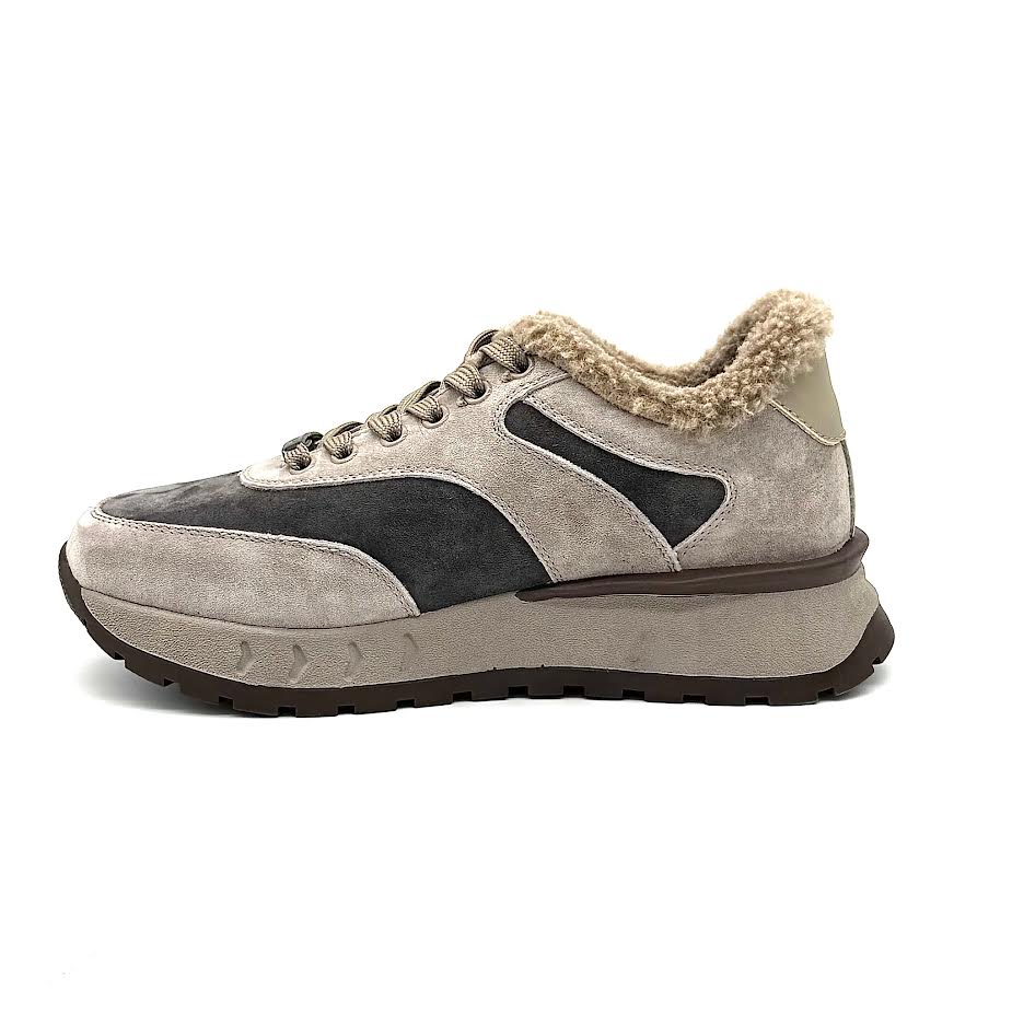 Bonavi 25-ZBY5-12 Fur-Lined Sneaker