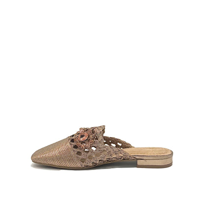 Women’s woven flat mule with stone detail and pointed toe in champagne