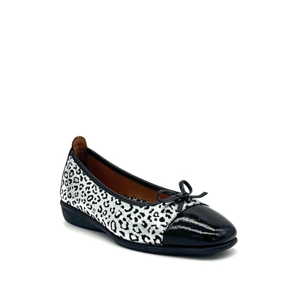 BONAVI Nicole genuine leather leopard print ballet flat in silver with black patent cap toe and bow detail