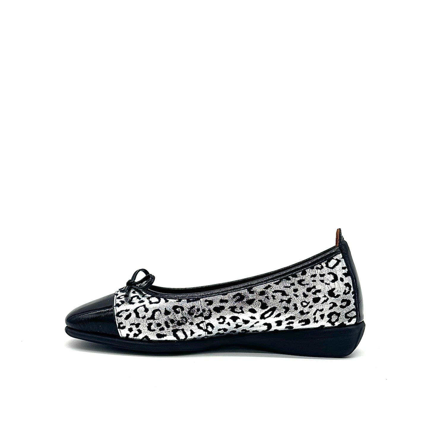 BONAVI Nicole genuine leather leopard print ballet flat in silver with black patent cap toe and bow detail