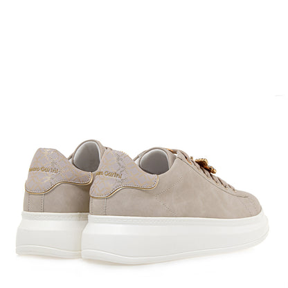 BUTTERFLY Platform Sneaker