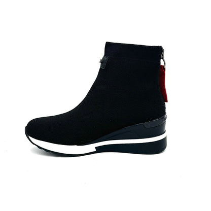 EXE 34-210 Bootie Top Back Zipper