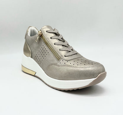 EXE 2210 Laced Zip Sneaker